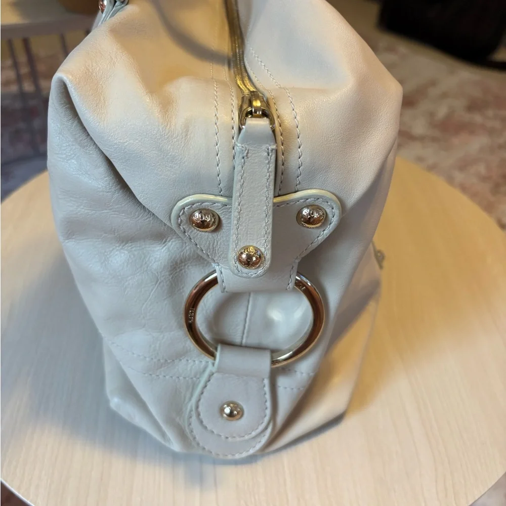 Tod's White Shoulder Bag - Picture 3 of 12